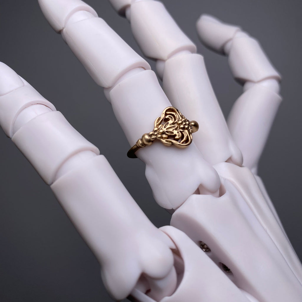 Vesper Locket